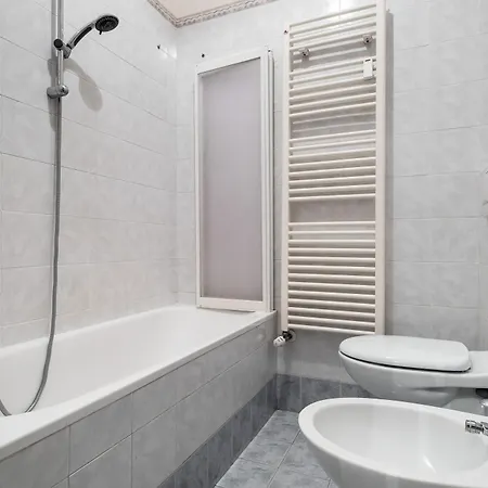 Апартаменты Piazza De' Calderini By Wonderful Italy *