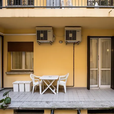 Piazza De' Calderini By Wonderful Italy * 볼로냐