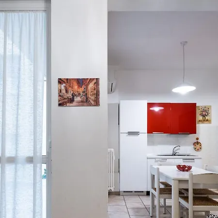 Piazza De' Calderini By Wonderful Italy 볼로냐